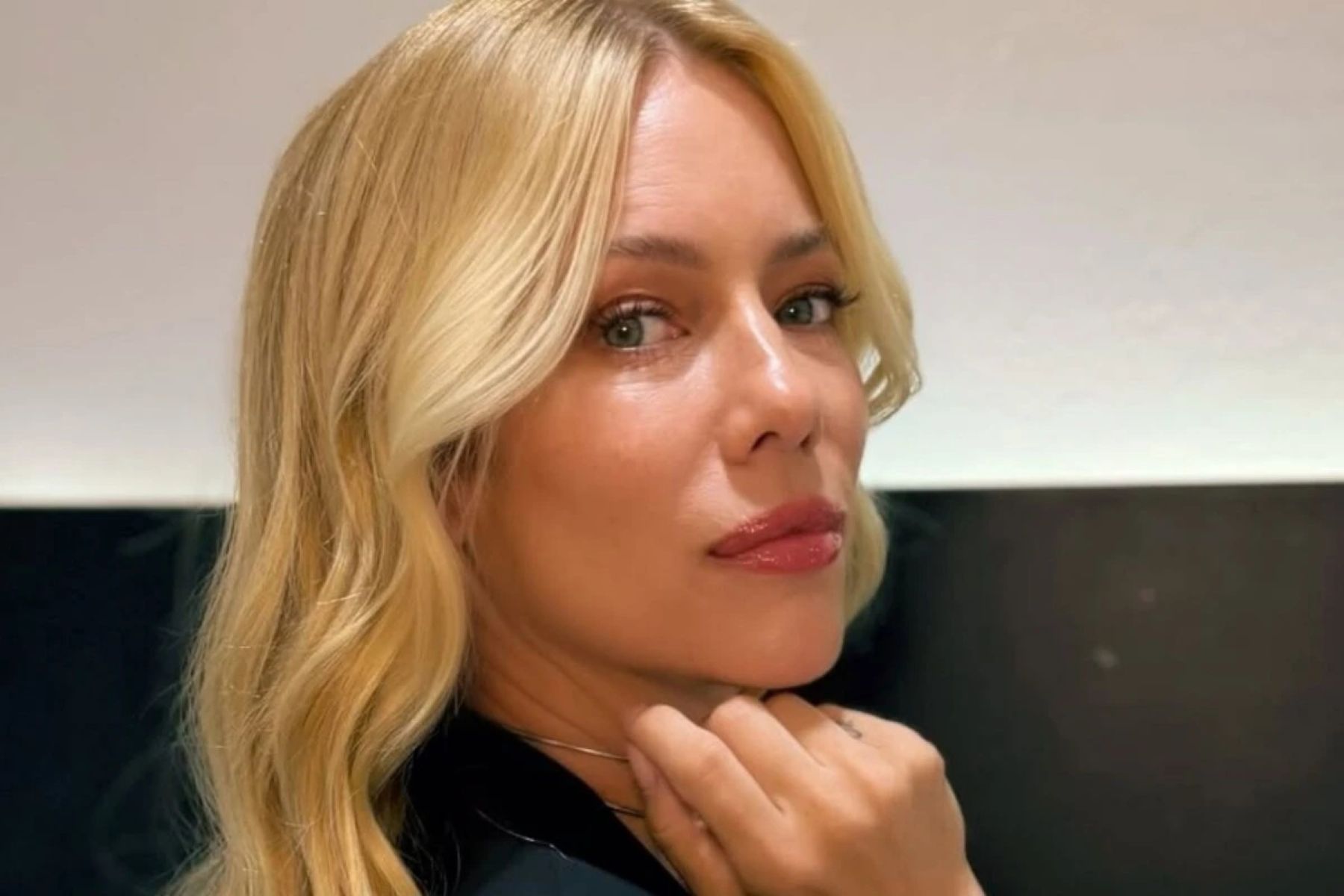 Nicole Neumann sorprende con un look total denim en capas