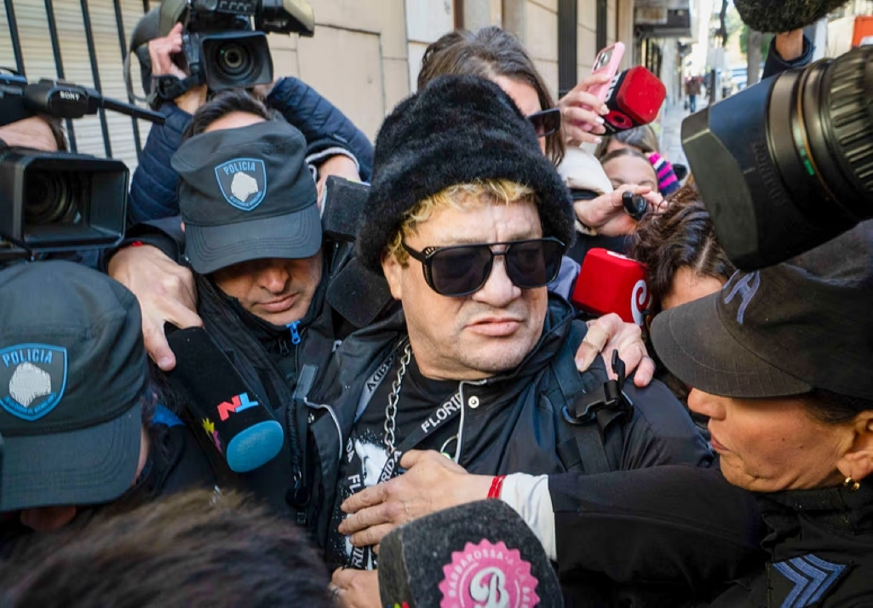 Pity Álvarez es trasladado a una clínica psiquiátrica mientras se espera el juicio