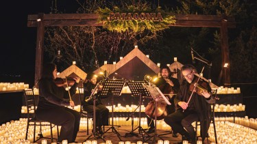 Gastronomía y experiencias: Cerveza Patagonia celebró sus 10 años con el primer Candlelight al aire libre del país