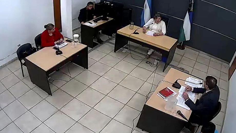 Las cámaras de seguridad y el trabajo policial permitieron localizar a los sospechosos tras la denuncia.
