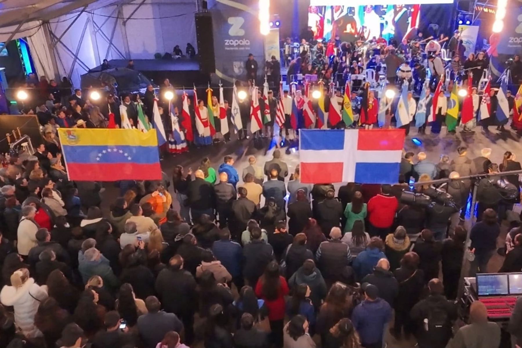 La Fiesta del Inmigrante en Zapala reunió a multitudes pese al frío