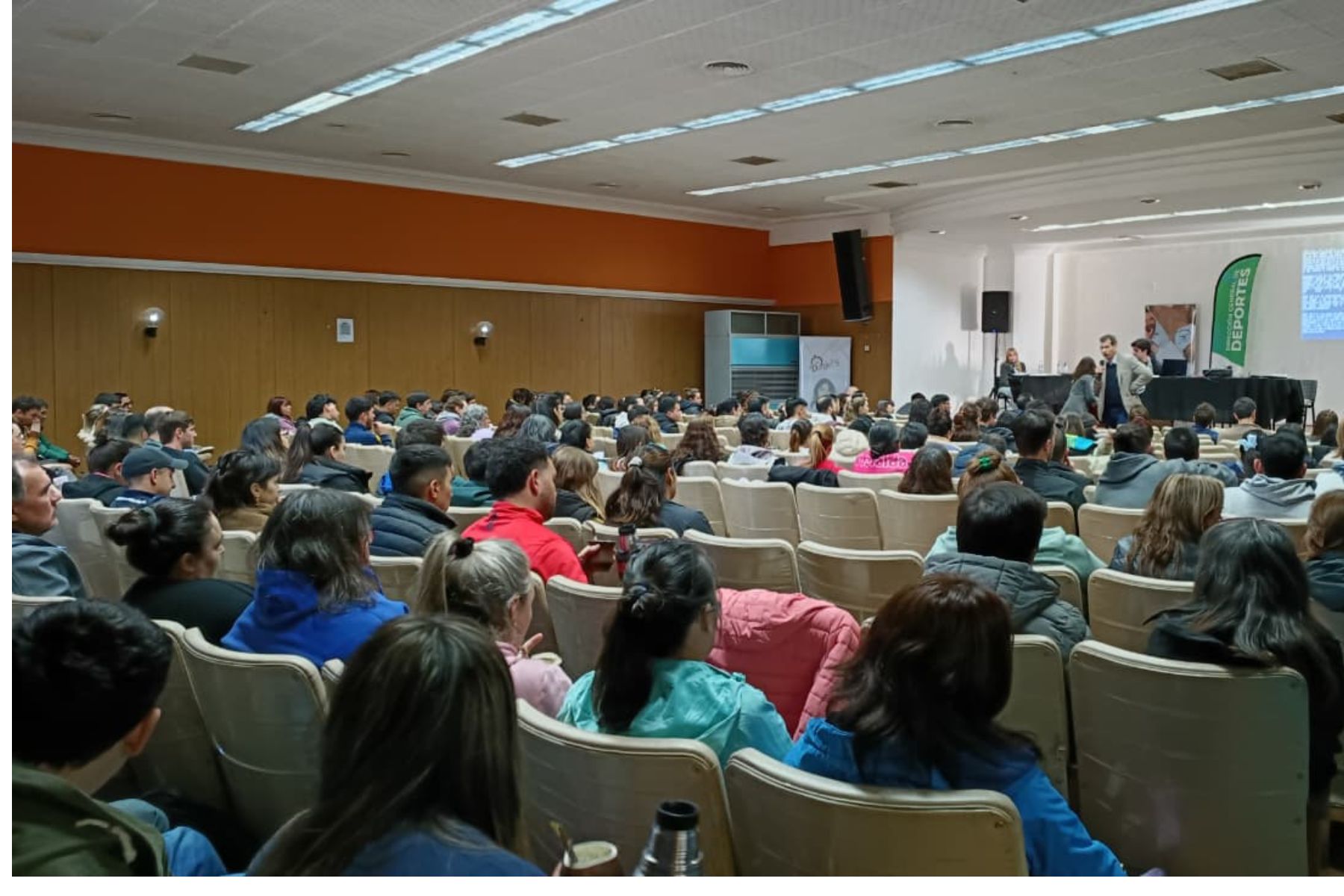 Capacitan a docentes sobre prevención de accidentes en escuelas y clubes