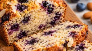 Pan de almendras con arándanos: una receta fácil, nutritiva y sin harinas tradicionales