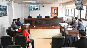Condenaron a la falsa médica de Roca: el juez Greca homologó el acuerdo a tres años de prisión en suspenso