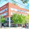 Imagen de Robó en una financiera en el centro de Roca: rompió un vidrio y se llevó dinero durante la madrugada