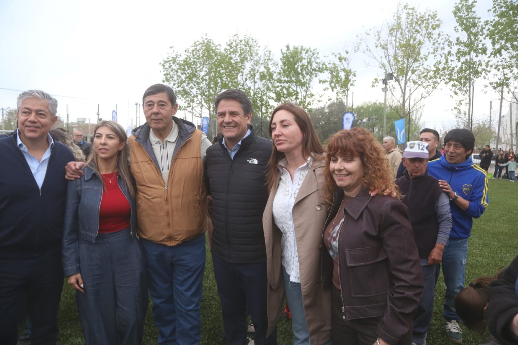 Inauguran cancha de fútbol sintético en El Progreso, Neuquén, tras 40 años