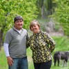 Imagen de Compraron la chacra que nadie quería y hoy cosechan 8.000 kilos por hectárea del "rubí de la fruticultura" en la Patagonia
