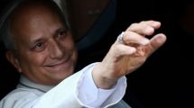 Imagen de El papa León XIV reapareció en el papamóvil y encabezó la audiencia general de la Plaza San Pedro