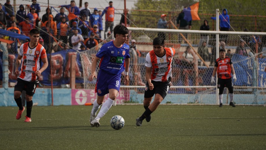 Deportivo Roca se cruzará con Jorge Newbery de Viedma y San Patricio jugará ante Atlético Regina. (Foto: Luján Martínez/@tresalegrestigres)