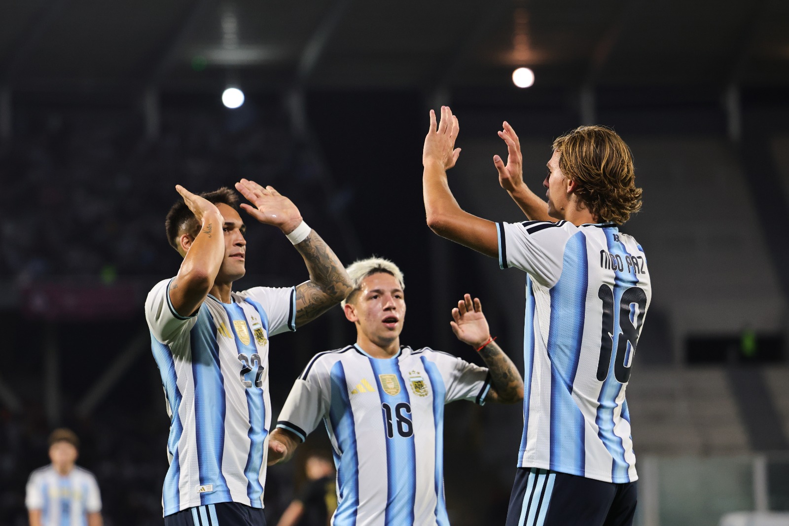 Lionel Scaloni inicia la renovación de la Selección Argentina con jóvenes talentosos