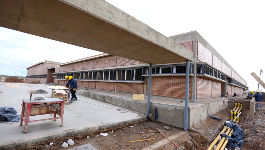 La superficie cubierta del colegio contará con 4.963 metros cuadrados.