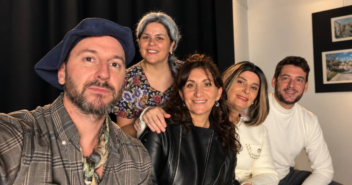 Estreno de "Domingo por Llover" en el Teatro San Martín de Viedma