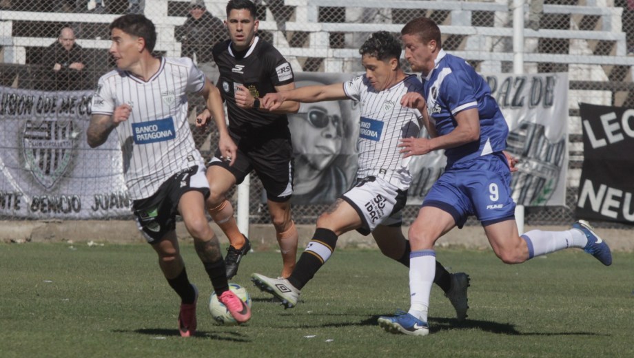 Cipolletti recibirá a Alvarado el domingo a las 15:30. (Foto: Oscar Livera)