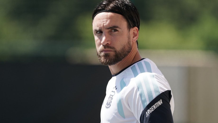 Nicolás Tagliafico fue crítico con el formato y el nivel del fútbol argentino. (Foto: Clarín Fotografía)