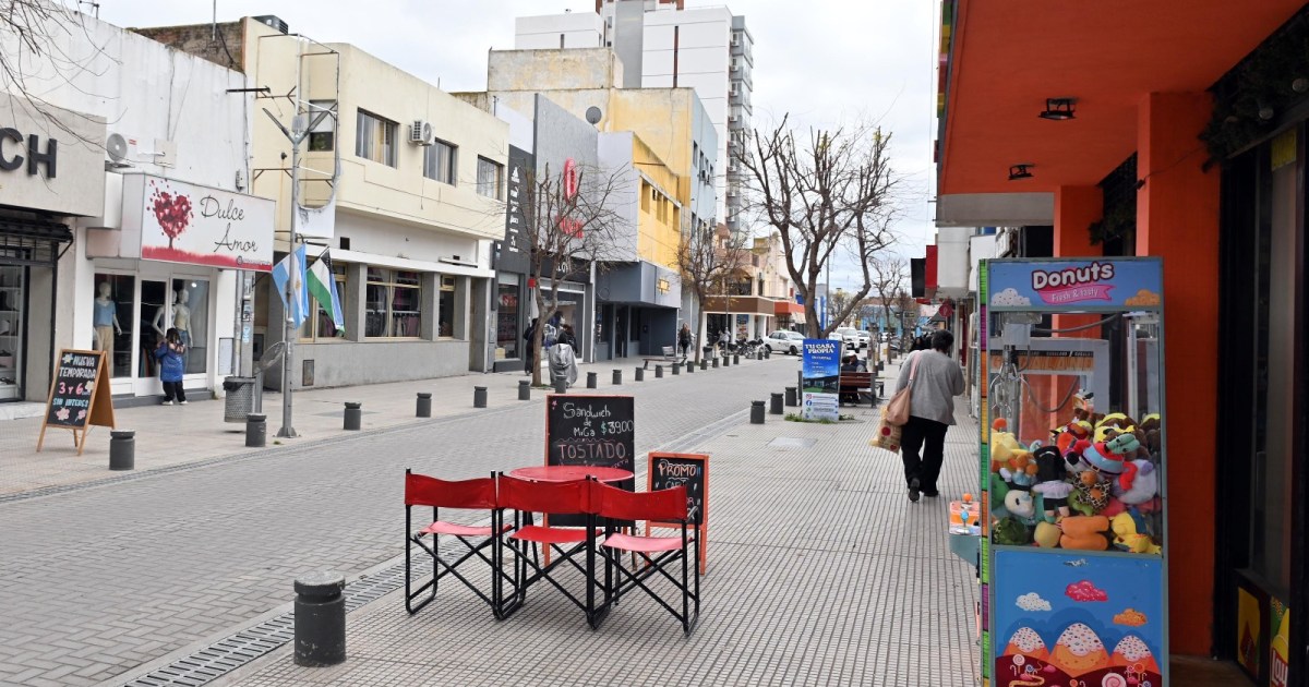 Viedma implementa habilitación exprés para abrir comercios rápidamente