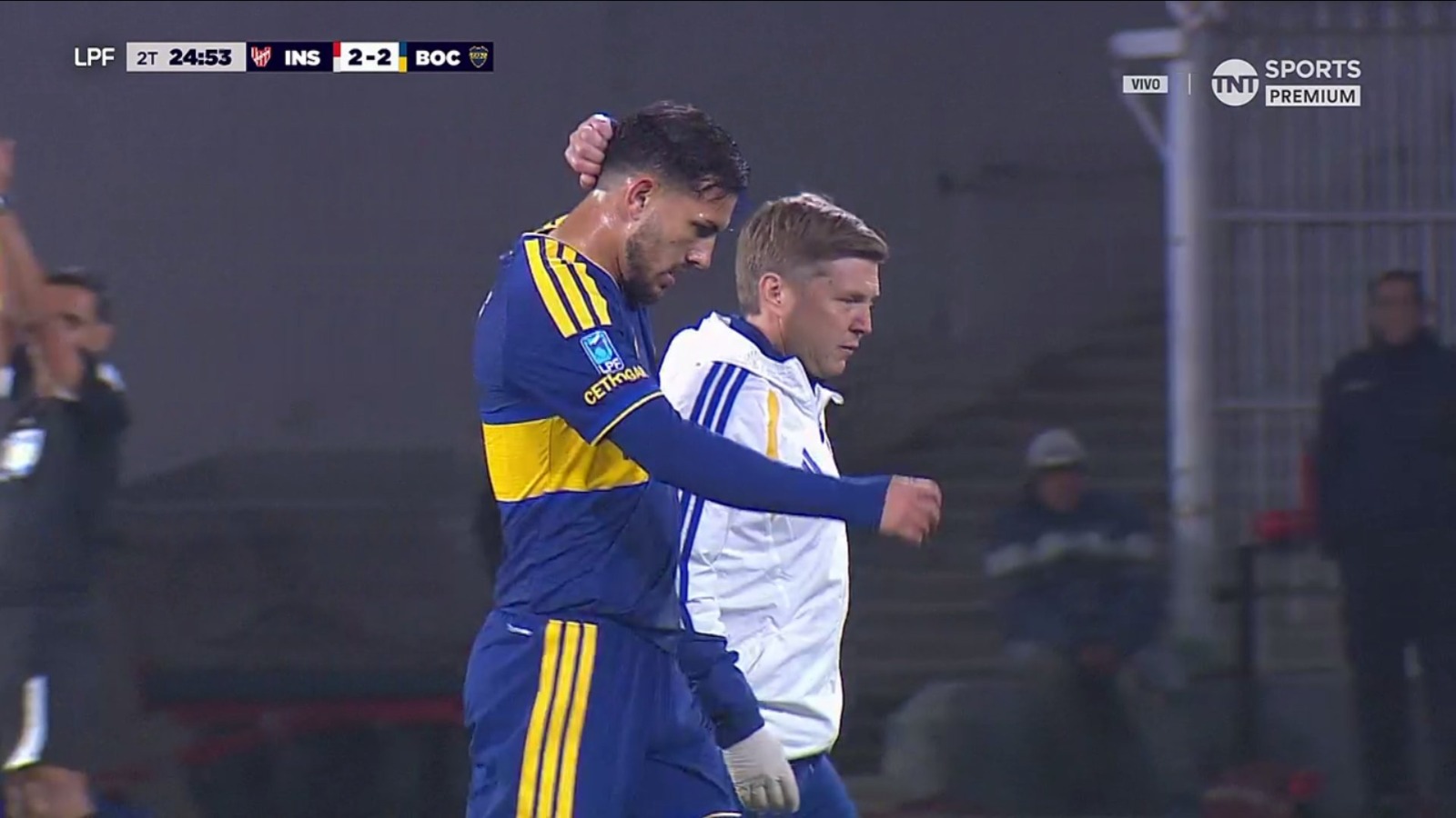 Leandro Paredes se retira lesionado en partido de Boca y preocupa para la Sudamericana