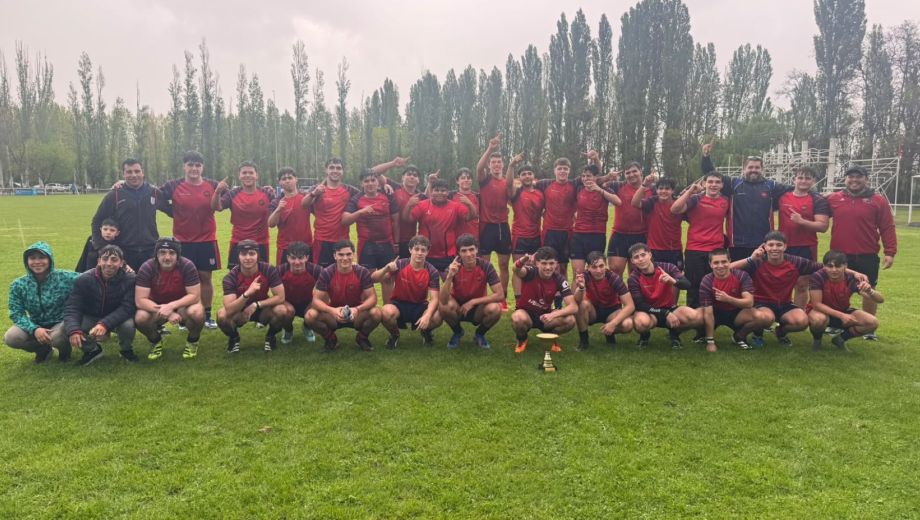 La M2 de Roca se quedó con el título en el predio neuquino. (Gentileza)