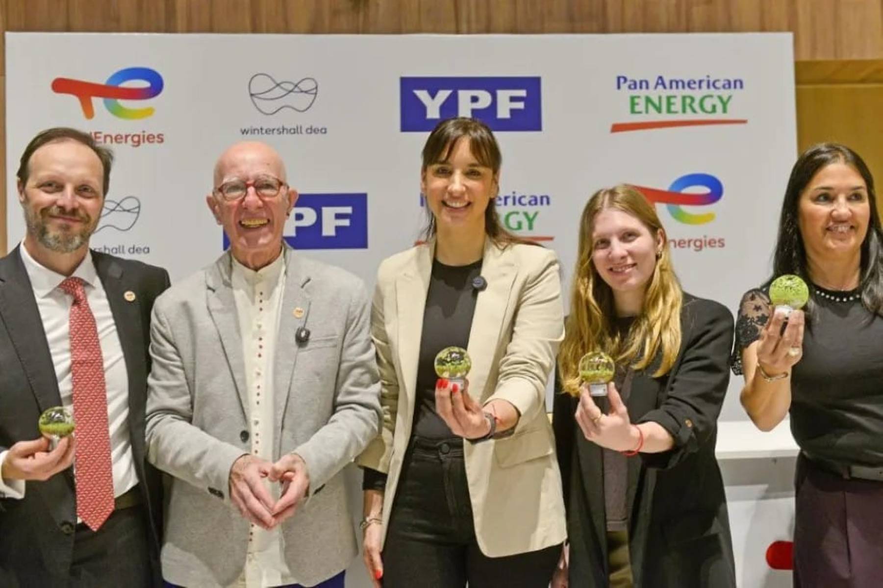 Inauguración de la muestra Biosfera Neuquén sobre el valor del agua