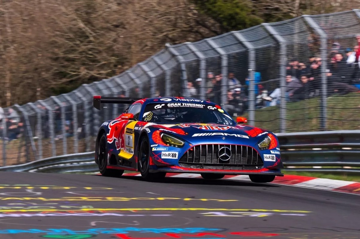Verstappen competirá en el GT World Challenge junto a legendarios y tres argentinos