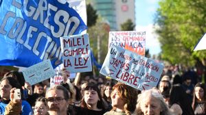 Marcha Federal Universitaria: tras los incidentes en el Congreso, en Neuquén y Río Negro se movilizaron por el presupuesto