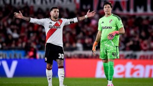 Abrazo y pedido de disculpas de Otamendi a Beltrán: «A veces se me sale la chaveta»
