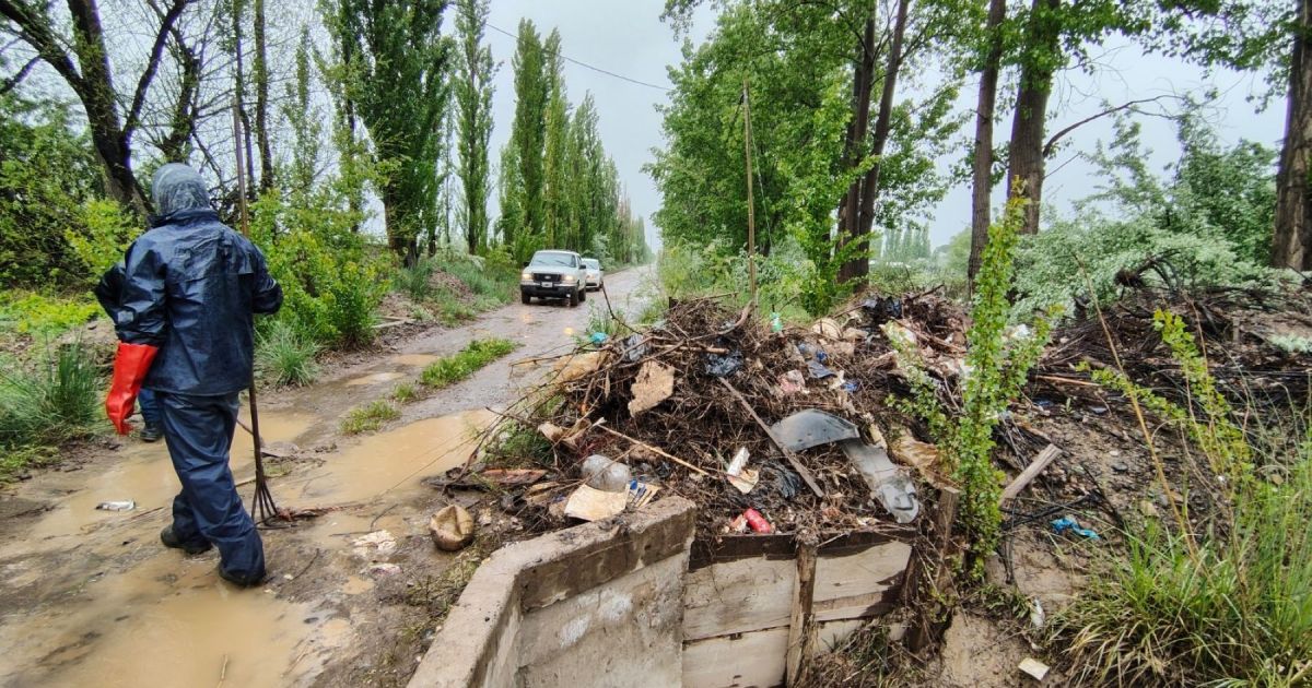 Cipolletti sancionará con hasta $10 millones por arrojar basura en desagües