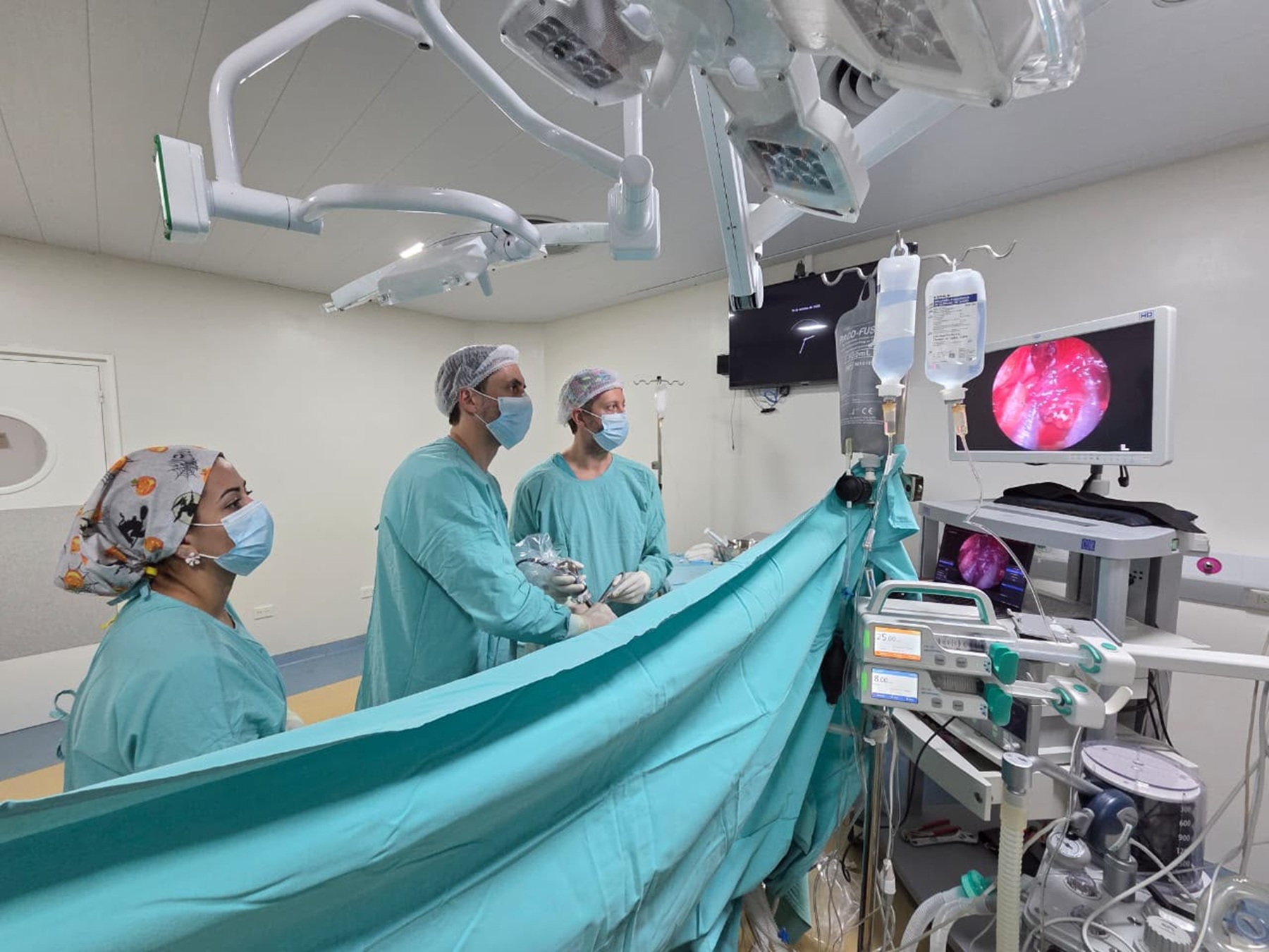 Innovadora cirugía endonasal extirpa tumor cerebral a un niño en Neuquén