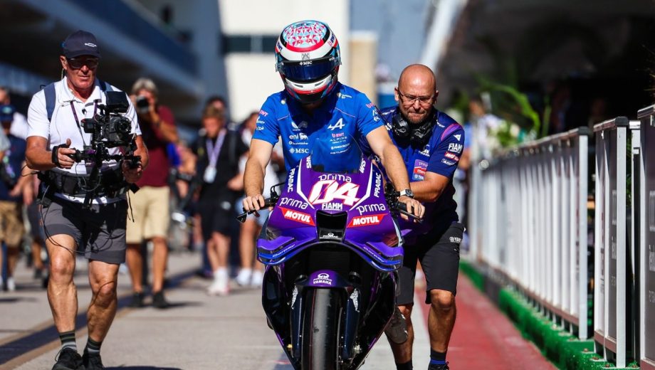 Foto: @KymIllman. El argentino ingresó al circuito de Austin a bordo de una Ducati de Moto GP. 
