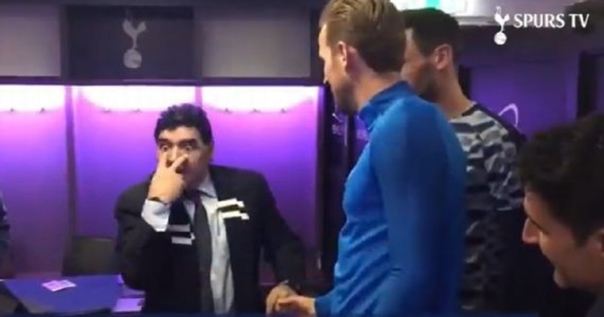 Harry Kane, nuevo Balón de Oro, recuerda consejos de Maradona