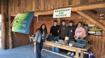 Imagen de Estudiantes de Villa Pehuenia llevaron su proyecto para cuidar el bosque y prevenir incendios a un congreso internacional