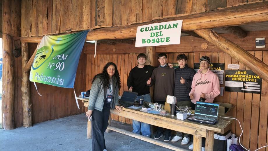 Los jóvenes se pusieron la tarea de prevención al hombro. Foto: gentileza