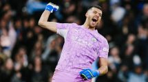 Imagen de Rulli atajó dos penales y el Manchester City avanzó en la Carabao Cup de Inglaterra