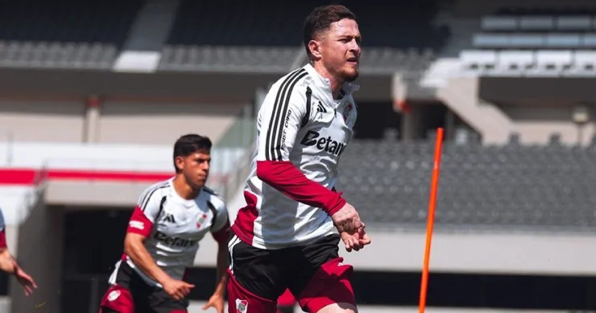 Aníbal Moreno entrenó diferenciado y su participación ante Boca es incierta