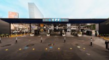 Imagen de YPF y McDonald’s abrieron su primer local juntos: cómo es la estación Black que combina combustible, gastronomía y Pit Stop