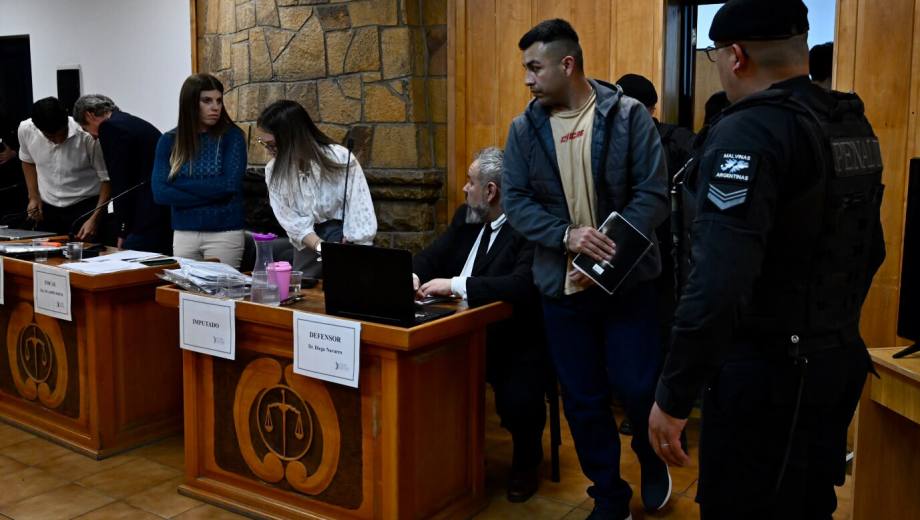 El policía Emerson Marín es el acuso del femicidio de Estefanía en Bariloche. Foto: Chino Leiva