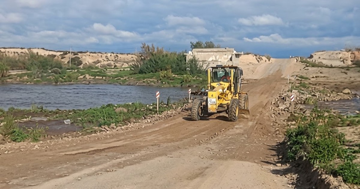 Corte en Ruta Nacional 23 por desbordes del arroyo Nahuel Niyeu