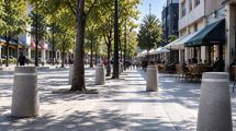 Imagen de Cipolletti busca diseñar un nuevo bolardo urbano y habrá premios de hasta $2 millones: cómo participar