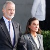 Imagen de Reina Letizia en Finlandia: el traje sastrero de cuadros y la fórmula para viajar con elegancia y comodidad