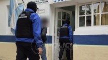 Imagen de Estafa en Neuquén: usaban una tarjeta de débito sin que el dueño se diera cuenta y fueron demorados