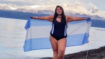 Imagen de «Cada vez que estoy en el agua siento que estoy viva por algo»: la nadadora que enfrentó la depresión y hoy inspira a su pueblo desde las aguas gélidas