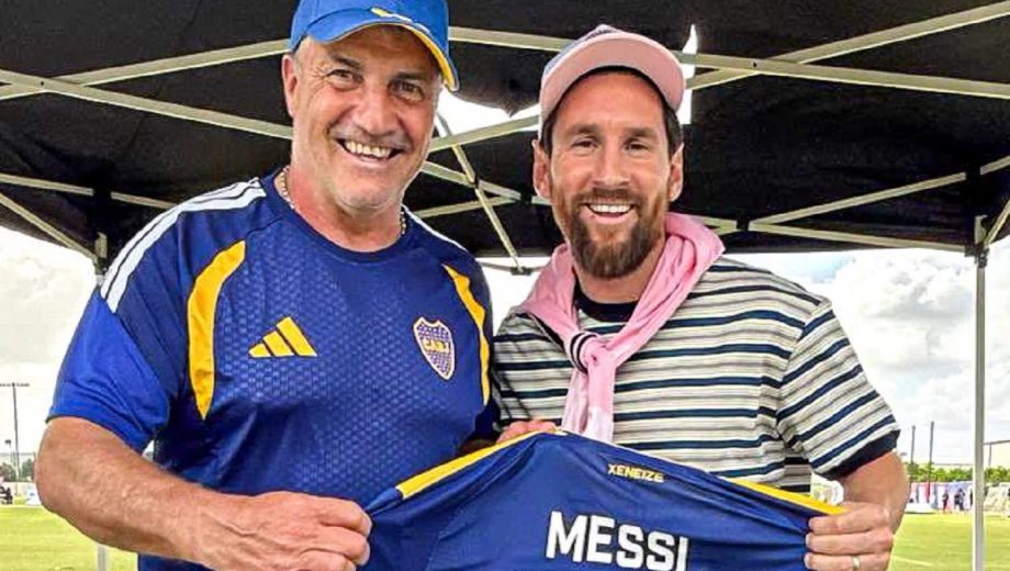 La foto de Messi junto a Giunta luego del partido de Boca en la Messi Cup.