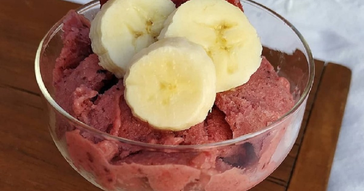 Receta de helados caseros de frutilla, banana y pasta de maní