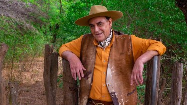 Cómo es el restaurante del Chaqueño Palavecino en Salta: madera, naturaleza y diseño regional