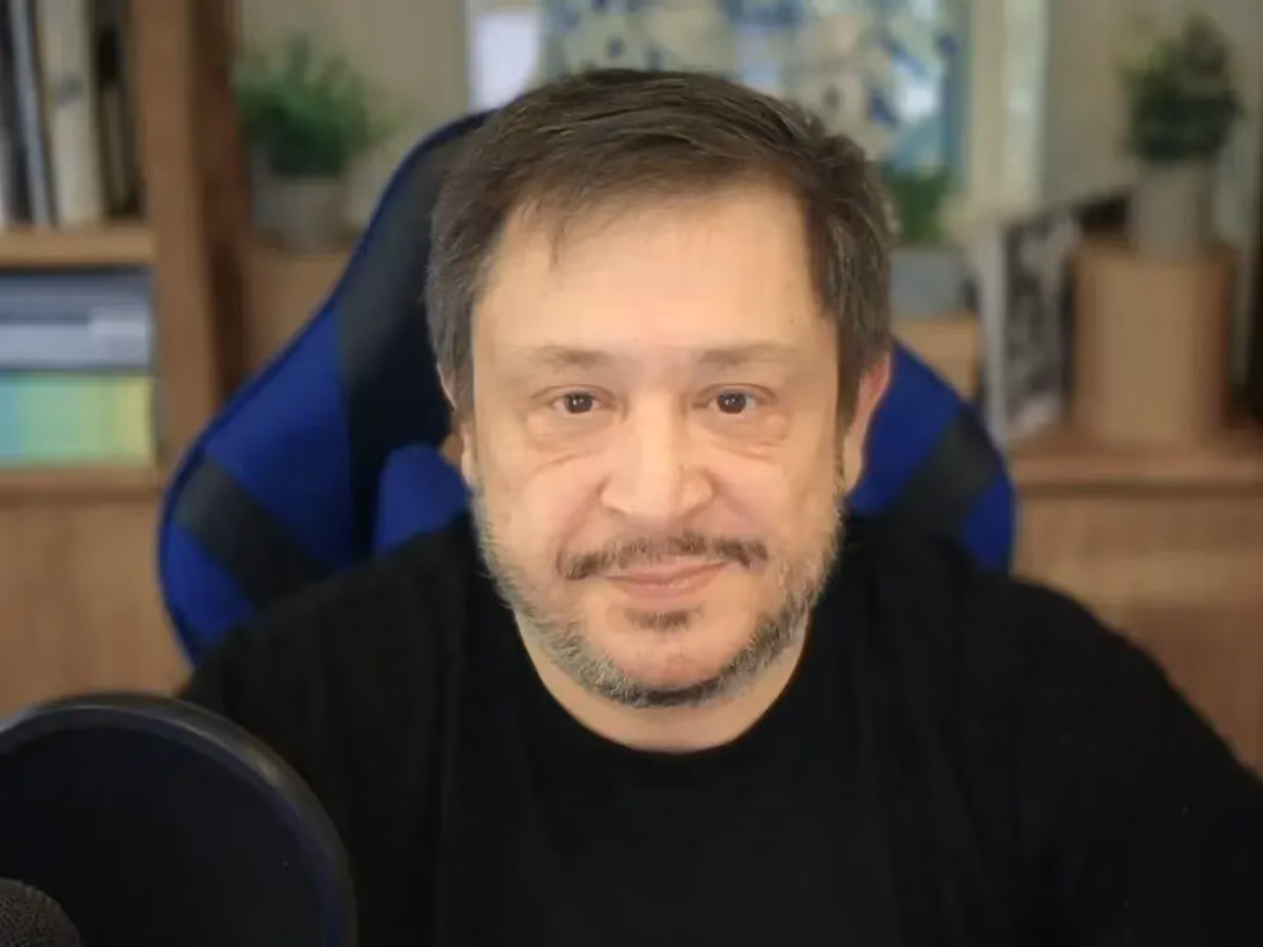 Hernán Casciari responde a denuncias en torno a Orsai Audiovisuales