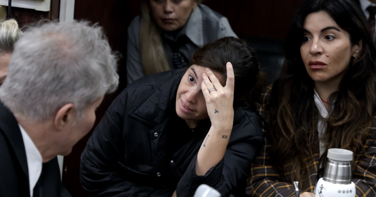 Conflicto entre hijas de Maradona se agudiza en juicio por su muerte