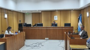 Médico de Allen irá a juicio por incumplimiento de los deberes de funcionario público y otros delitos