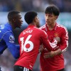 Imagen de El insólito penal y expulsión de Lisandro Martínez en una nueva derrota de Manchester United