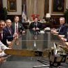 Imagen de Javier Milei recibió a Christopher Landau luego de acordar modificaciones en el proyecto de Ley sobre Malvinas