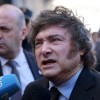 Imagen de Javier Milei cruzó a periodistas en Madrid y causó revuelo al evitar contestar ciertas preguntas