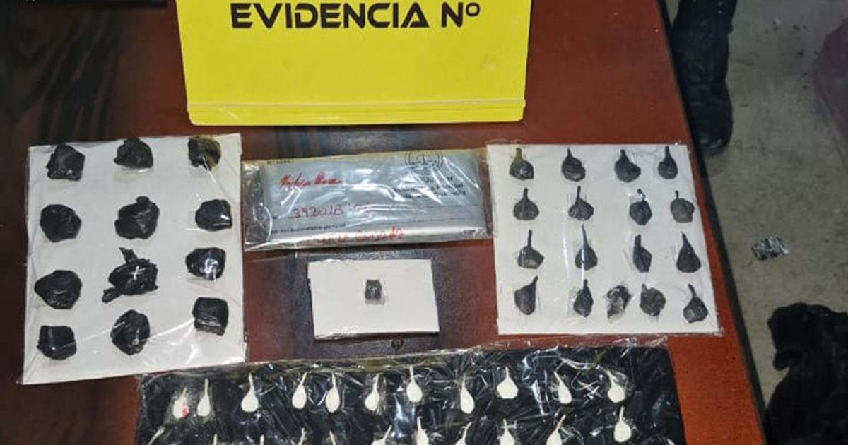 Desarticulan banda narco en Neuquén: seis detenidos y más de 400 dosis de cocaína